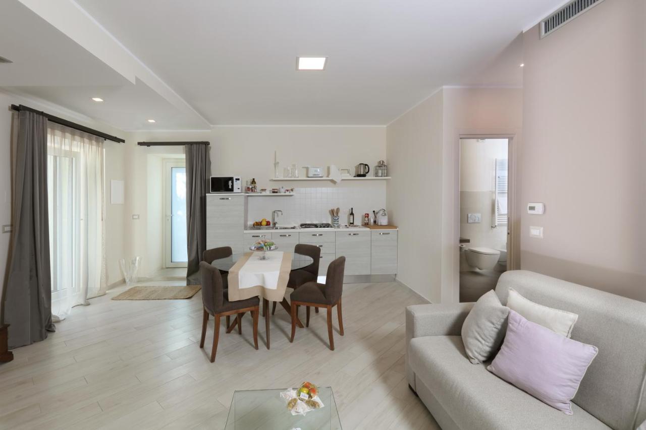 Sparviero Luxury Suites Taormina Exteriör bild