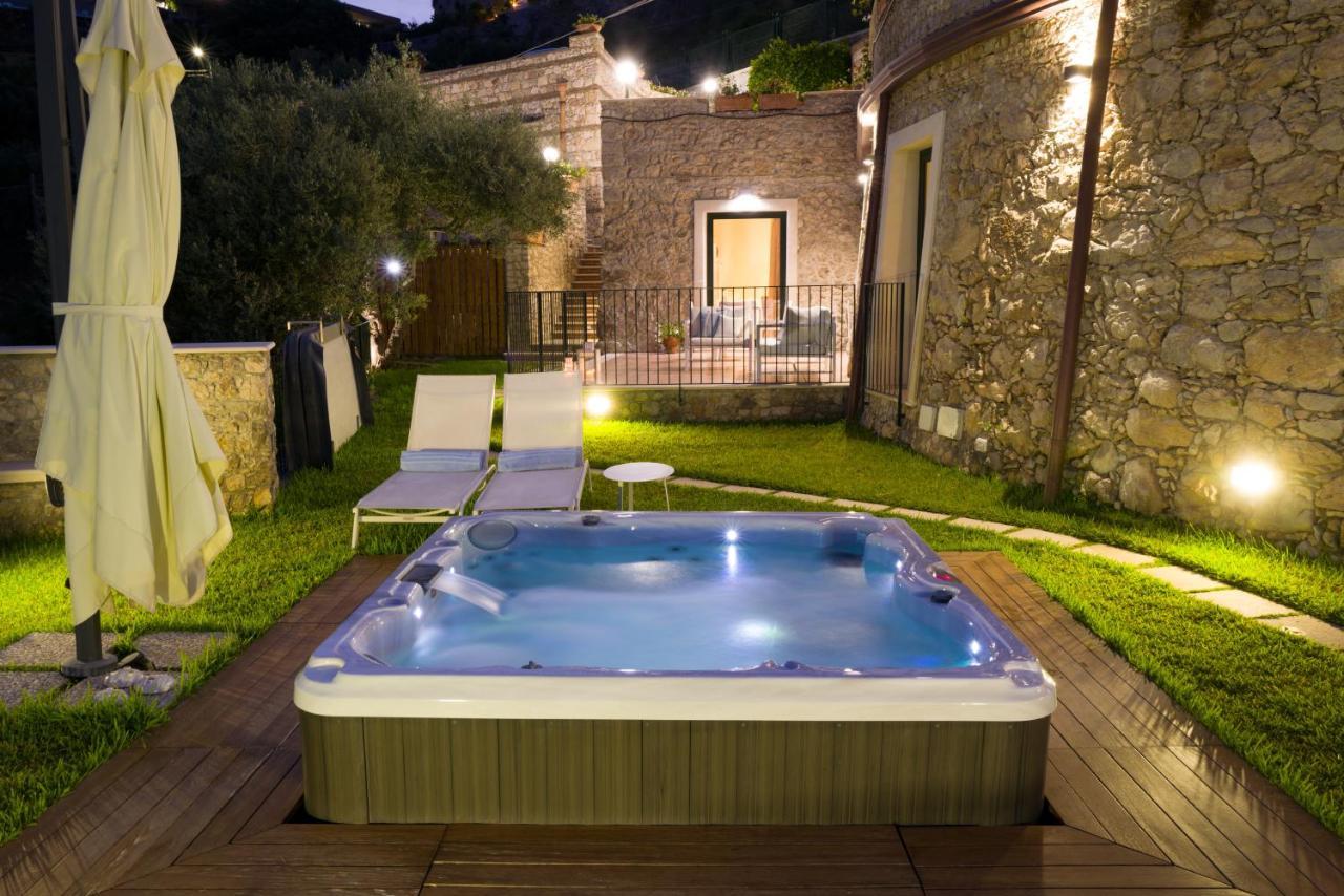 Sparviero Luxury Suites Taormina Exteriör bild