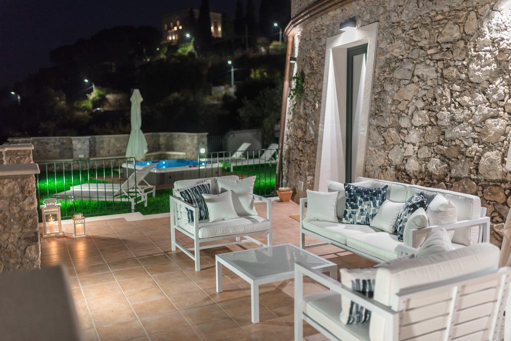 Sparviero Luxury Suites Taormina Exteriör bild